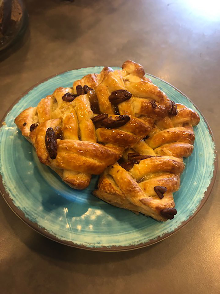 maplepecandanish Bean and the Baker